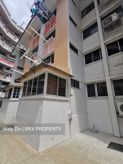 Bukit Batok Street 52 thumbnail photo